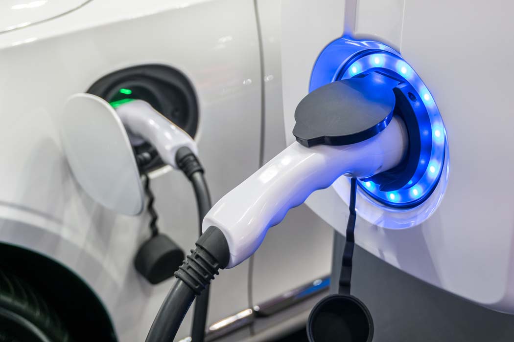 Bornes de recharge électrique pour voiture : où les trouver ?