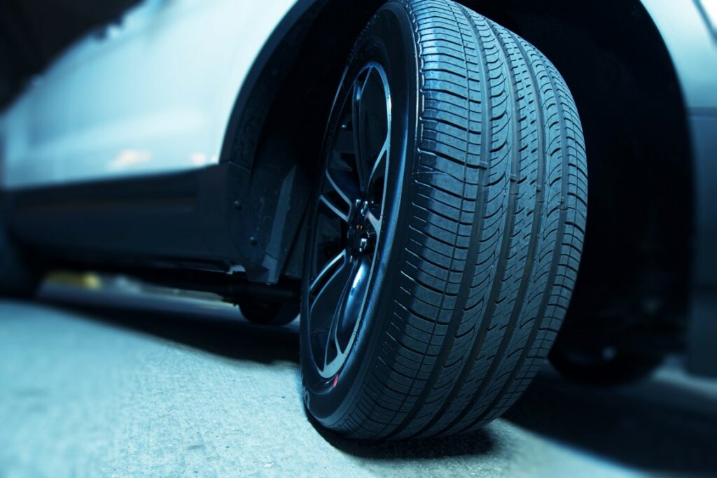 Comment reconnaître un pneu 4 saisons ? Planète Automobile