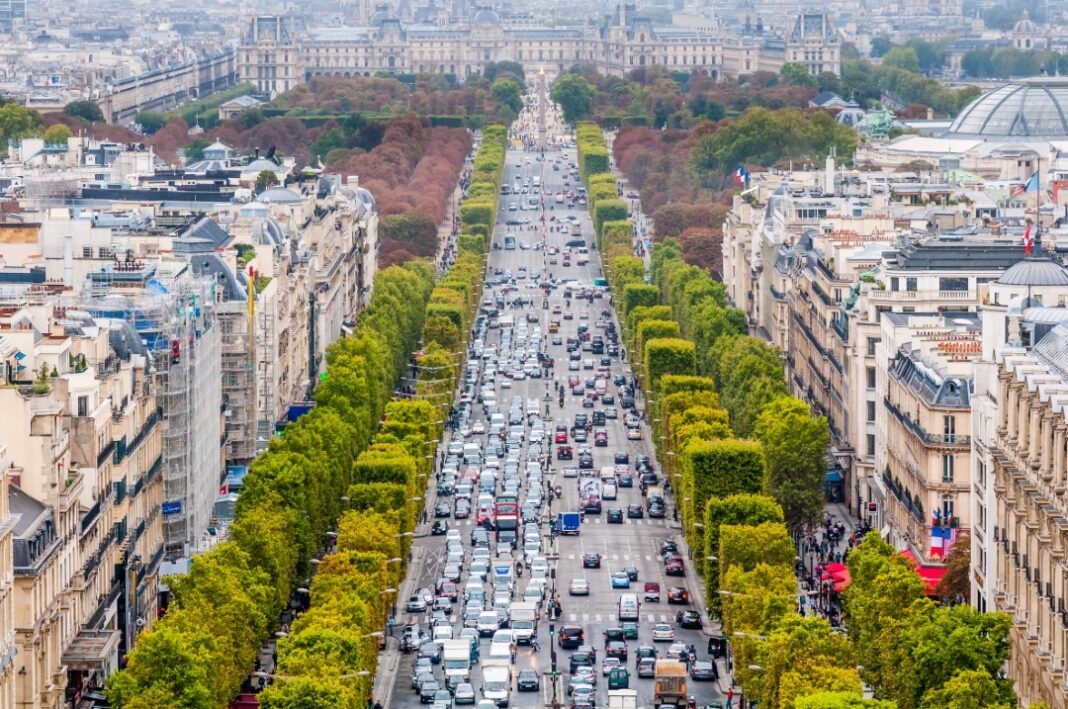 trafic dense Paris embouteillage alternatives voiture