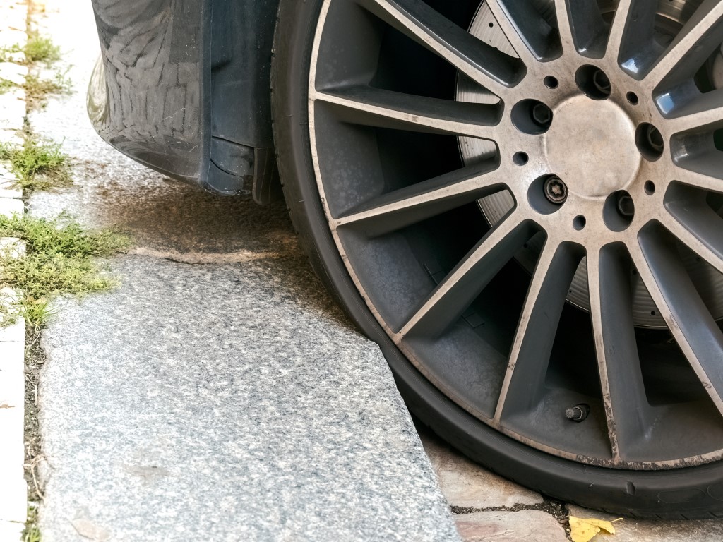 Refaire le parallélisme est recommandé quand les pneus sont très usés