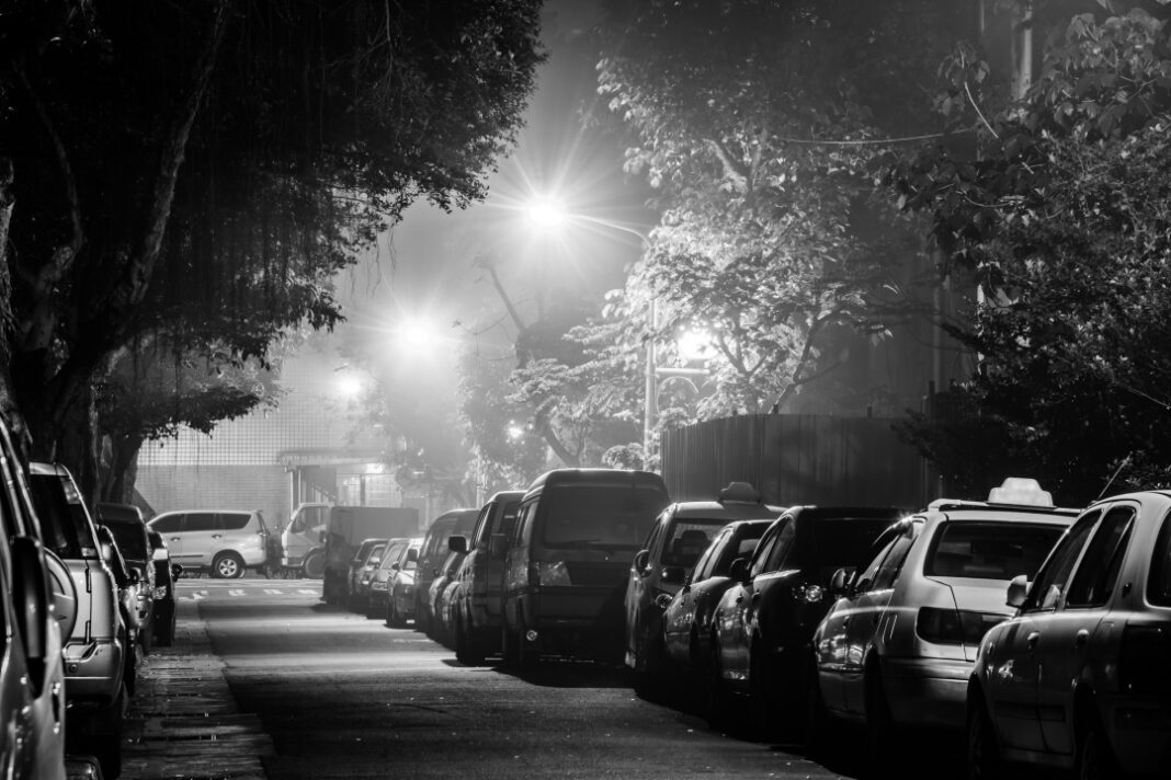 Assurance automobile : l'impact du lieu de stationnement en journée vs la nuit