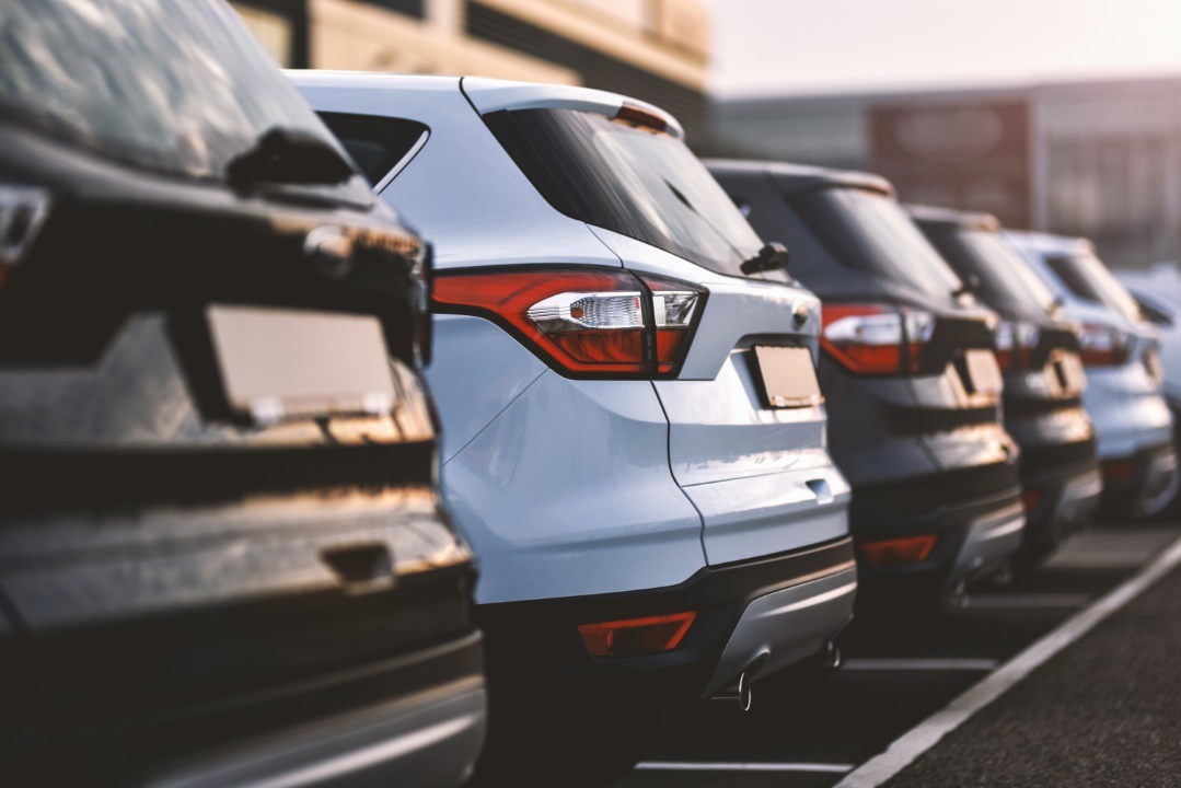 concessionnaire automobile PLV